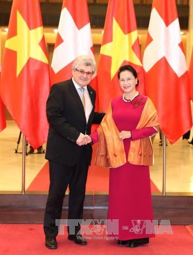 Визит во Вьетнам президента Совета кантонов Федерального собрания Швейцарии - ảnh 1